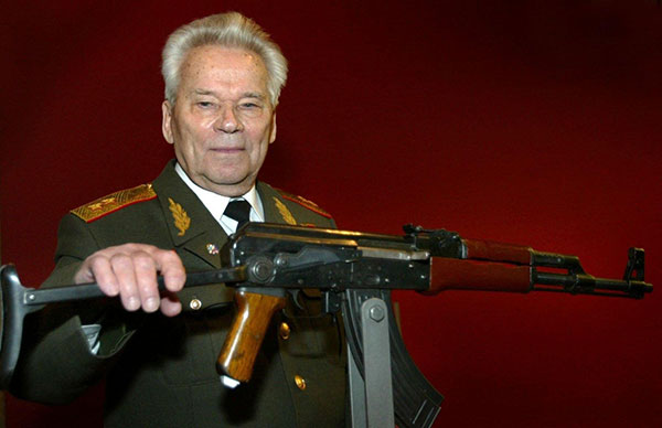 Михаил Калашников. Биография знаменитого конструктора оружия