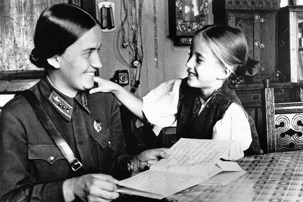 Советская летчица - Марина Михайловна Раскова