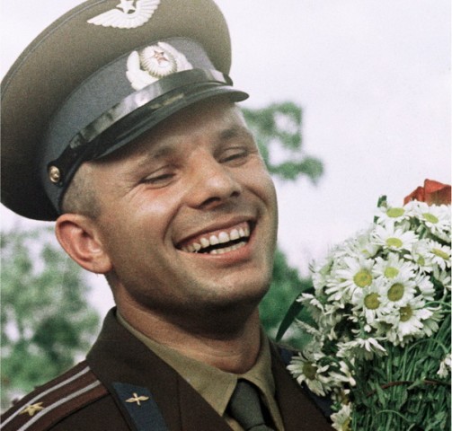 Знаете, каким он парнем был... Юрию Гагарину — 85...