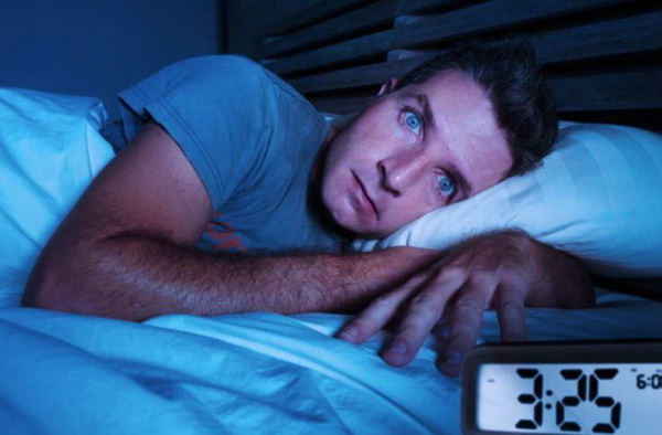 Как ночные пробуждения связаны с серьезным недугом