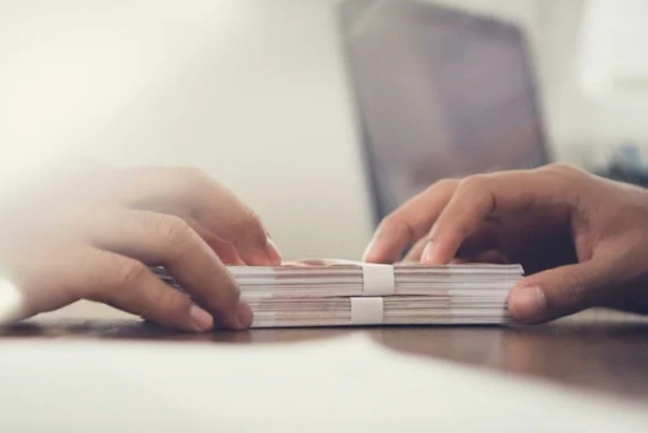 Хозяину убитой полицейским слепой собаки в США присудили $500 тысяч